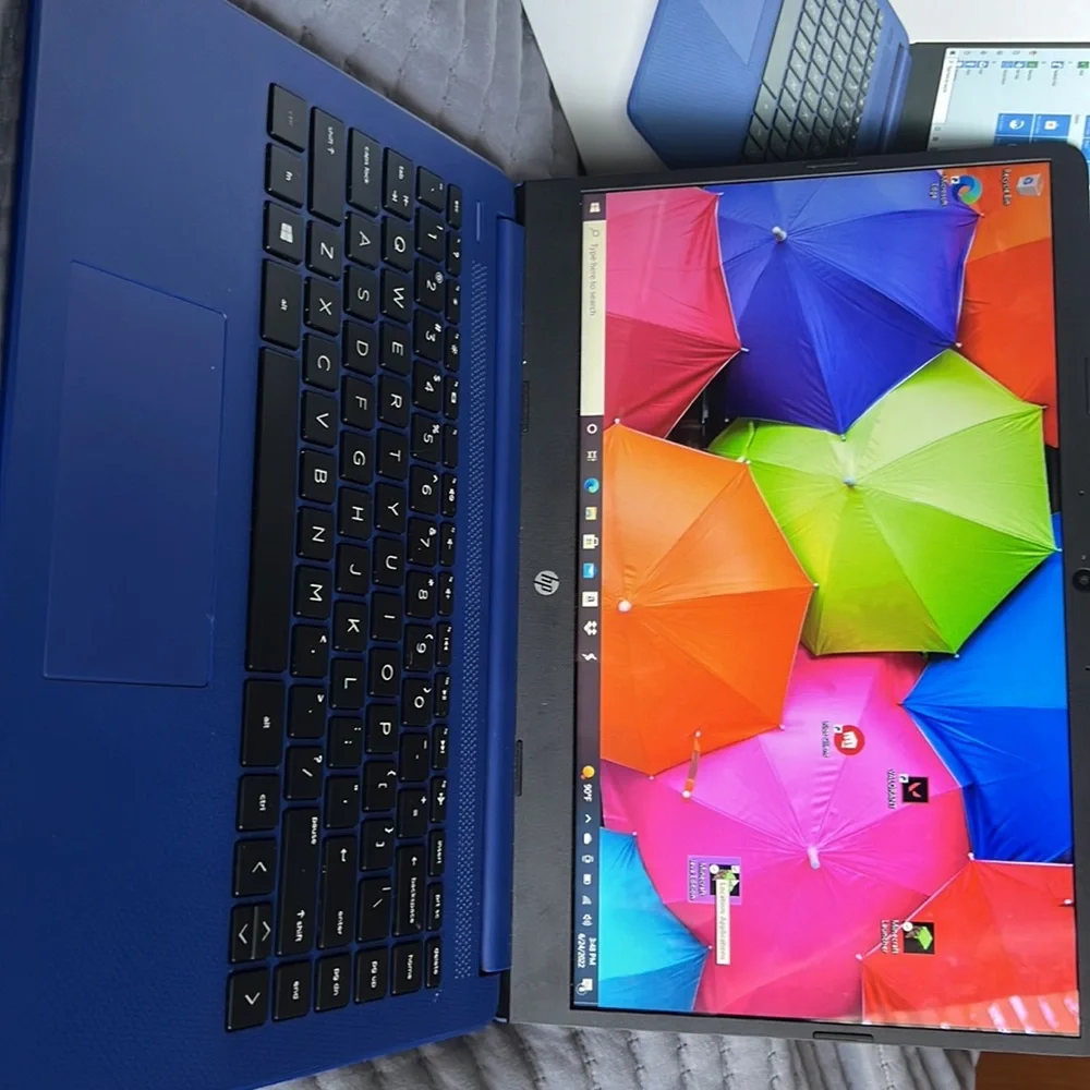 HP 14 laptop touch screen 4 gigabytes of memory and 64 GB of storage
